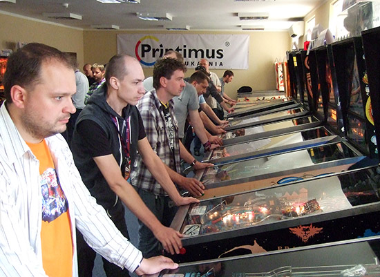 During one of the Printimus Pinball tournaments, with Mariusz (L) playing T2