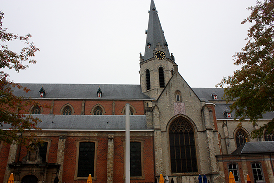Sint-Niklaaskerk, outside the venue