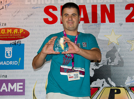 High Score Tournament winner, Julio Vicario