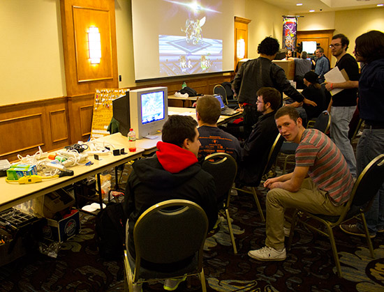 Big and small screen gaming in the main hall 