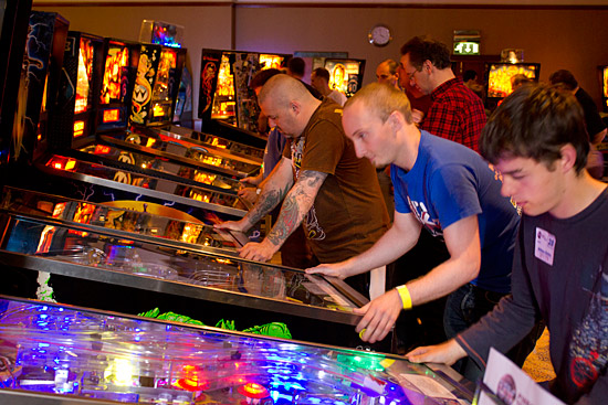 Players in the UK Pinball Open qualifying round