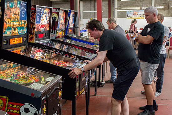 Play in the UK Pinball Open qualifying round